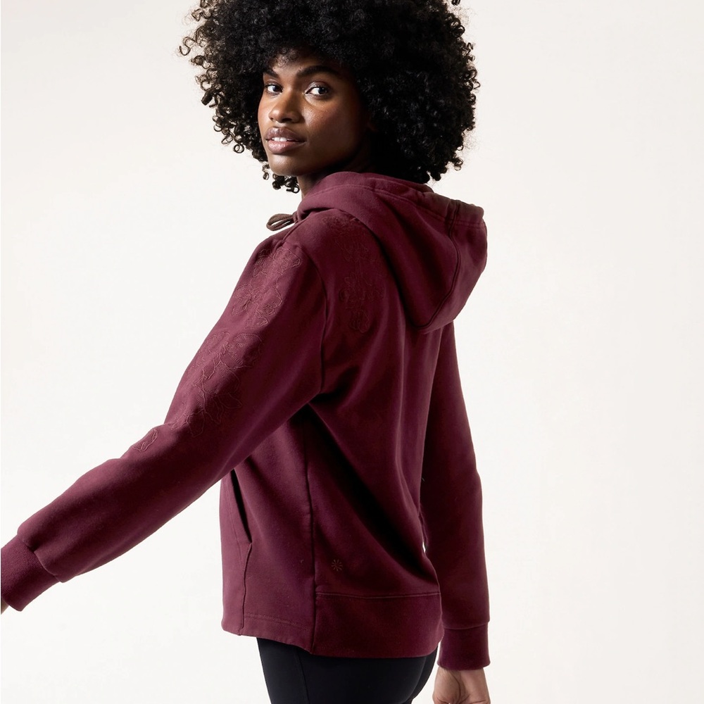 NEW NWT Athleta Retro Plush Hoodie MIsses Medium Plum